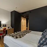 Hotel Park &