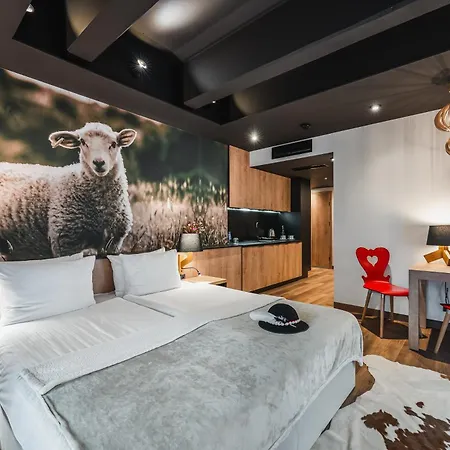 Park & Hotel 5*