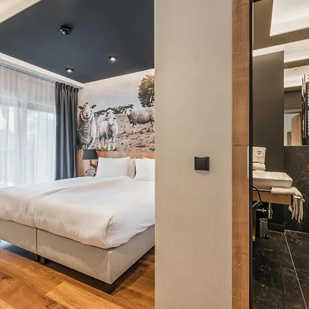 Otel Park &